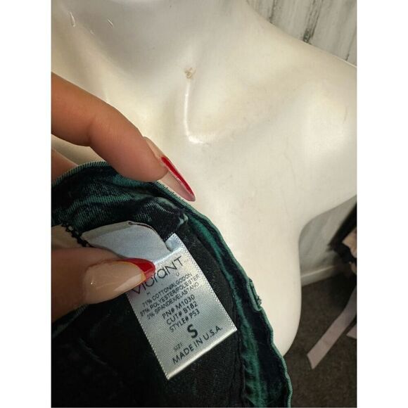 Green mini Jean short - Picture 9 of 10